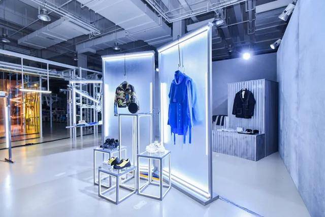 观点评论|淘宝在犀牛工厂办时装秀，还拿出10亿红包，宣布一件大事