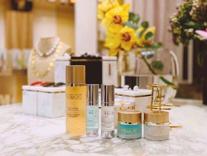 爽肤水是不是就是精华水 47488f9459574f4da6859e734283d890.jpeg