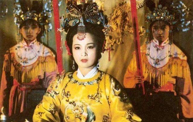 见闻记录|曹家让大清亏7.2亿，为啥康熙一直包庇？什么导致雍正抄他家？