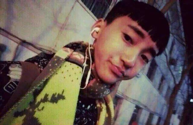 女装|男爱豆约换头女装大佬？这瓜太刺激！