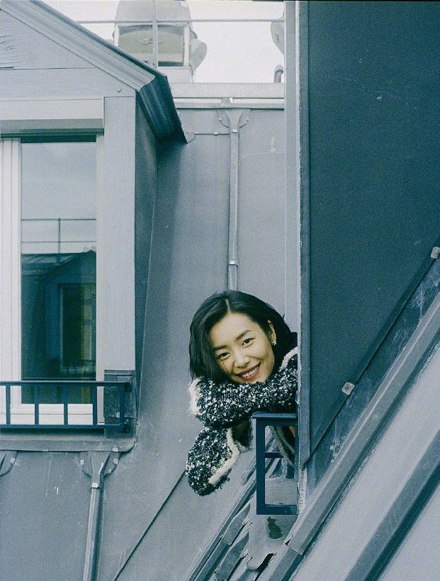 气质|大表姐刘雯真不愧是超模啊！牛仔套装气质明显不一样，随便穿都美