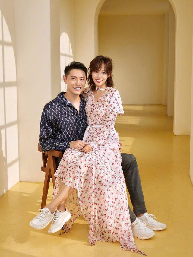 张嘉倪为大儿子庆生,买超看老婆的眼神绝了!