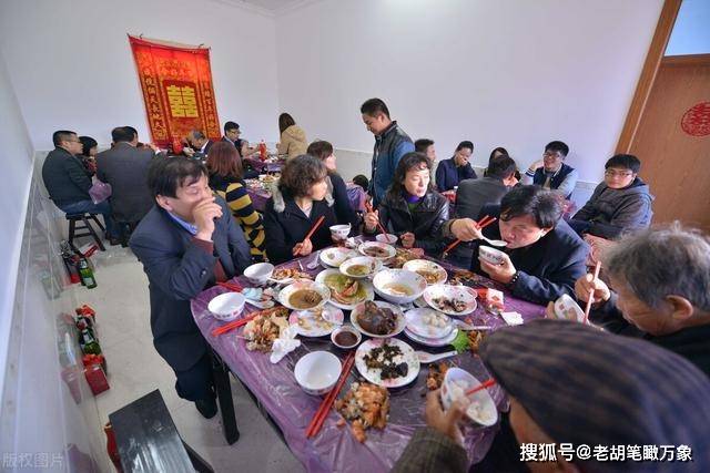 饭圈有什么文化 8d6509f7186b4a20bd602604c2b203a5.jpeg