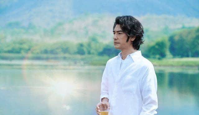 森林|原创26年后《重庆森林》要翻拍了，四大主角今昔对比照令人唏嘘