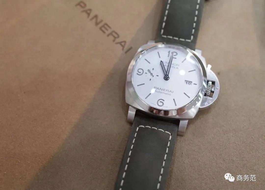 沛纳海|李易峰、廖凡都喜欢，为什么这块表火了70年？