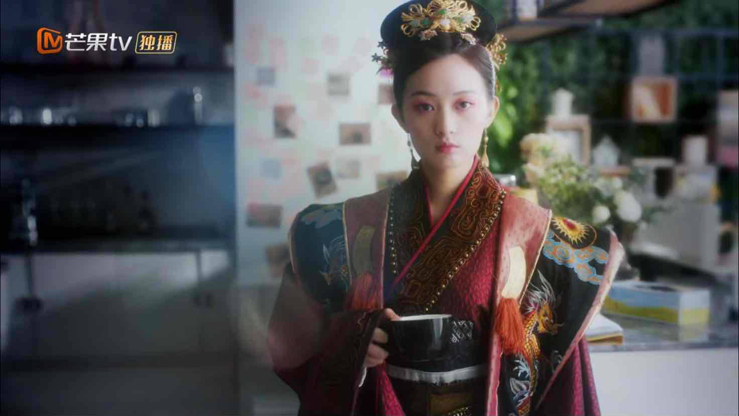 古代|原创爽剧《本宫今天不加班》上线！皇后魂穿现代做实习生？当宫斗走进职场......