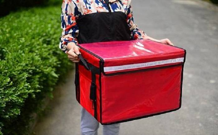 消息资讯|高校外卖堆积外卖员称月入两到三万，外卖真有那么赚钱吗？