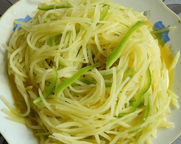 土豆丝怎么炒才会黏黏的 c0675412e7bb4e2da7d086c9443b2217.png