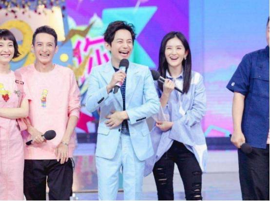 何炅谢娜最厉害的照片 e69a6f15d660409c842b0520f8d2ba2b.jpeg