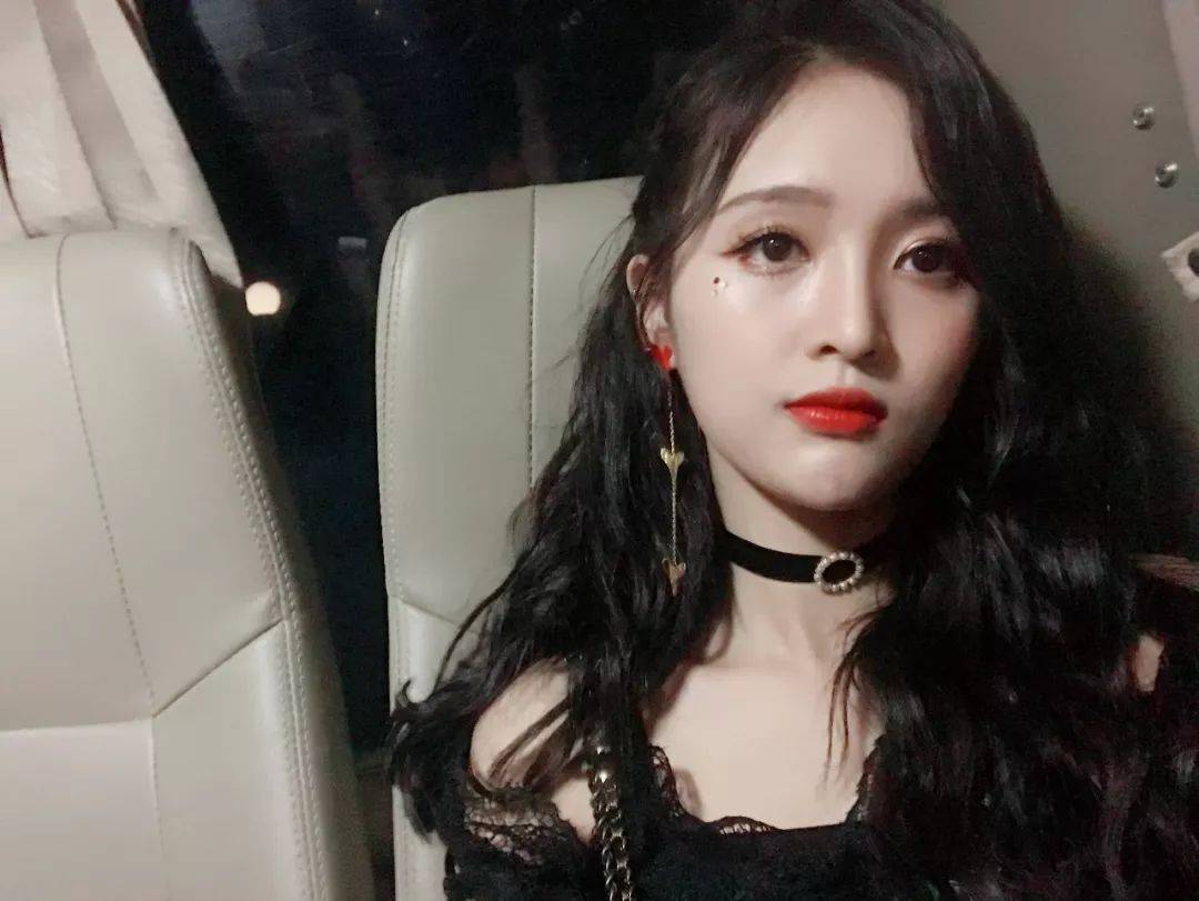 眼睛|林品如同款“泪痣妆”又火了？吴宣仪、戚薇都在画，秘诀是这3点