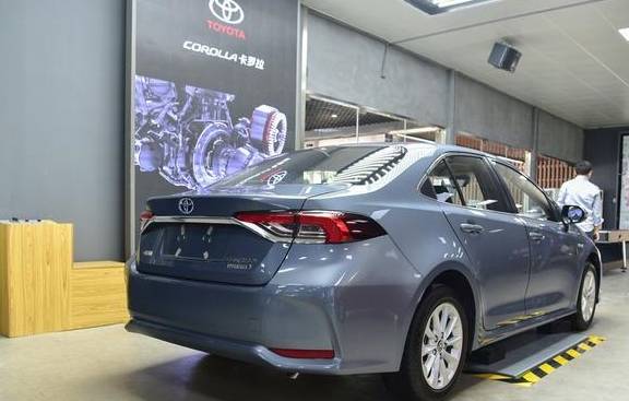 新款卡罗拉双擎电池 4c12471983b642239c1f70434df19f93.jpeg