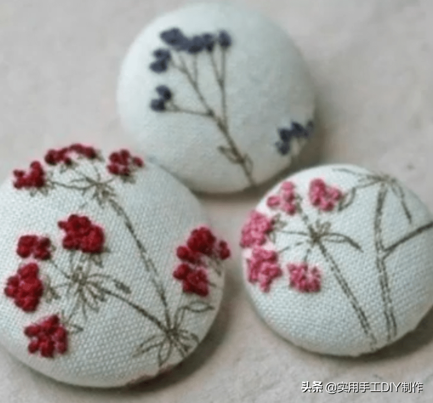 刺绣|「刺绣作品」100个迷人时尚的刺绣纽扣，装饰衣物美美的