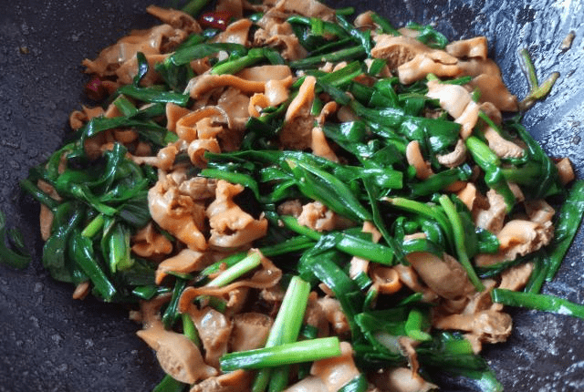 炒肉丝怎么炒好吃又烂 aee4ee105a0341f59be2945aec2482f4.png