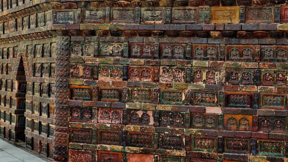 史料|开封铁塔，始建于何时有史料记载，何时落成却成了未解之谜