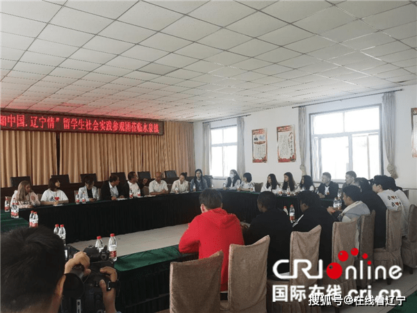 人口小学_小学人口普查手抄报(2)