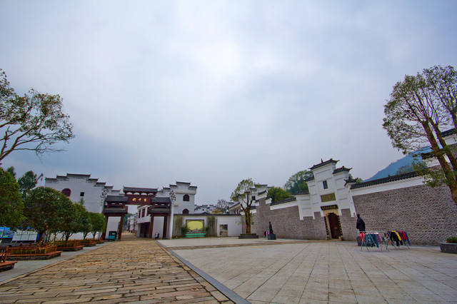 黄氏在中国有多少人口_中国有多少人口(3)