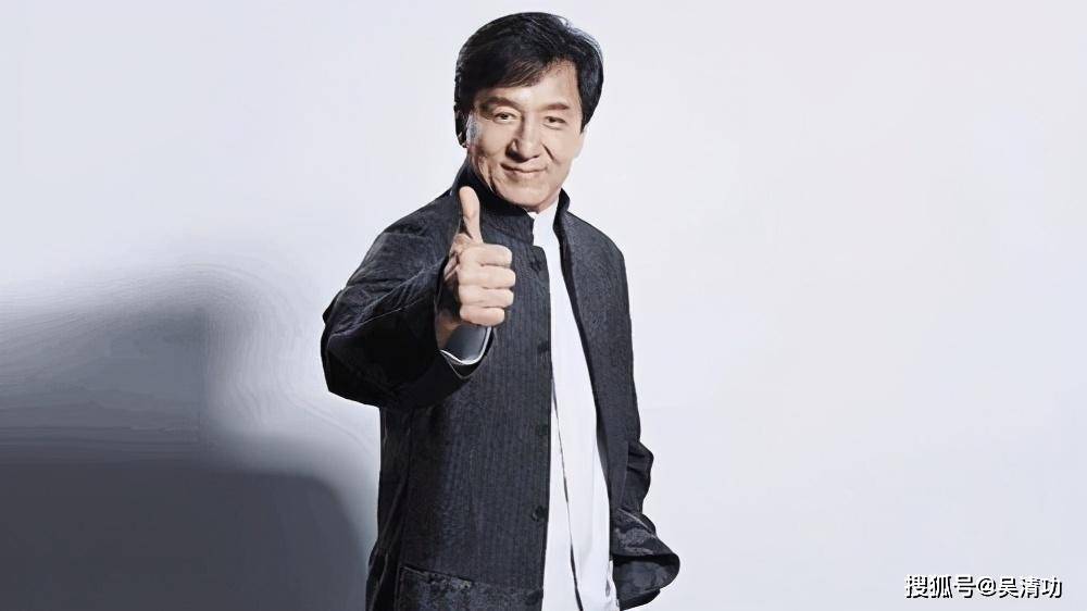 成龙豪宅司法拍卖被撤回，邻居的房子还在拍卖