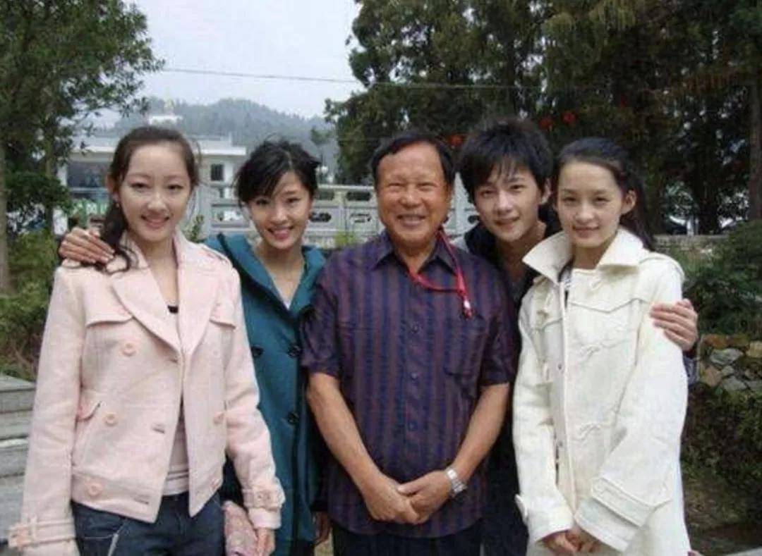 李沁|原创李沁杨洋复合了？那乔欣怎么办啊？