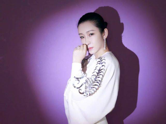 苏明玉|原创飞天奖神仙打架!恭喜秦海璐喜提视后!童瑶海清姚晨虽败犹荣!