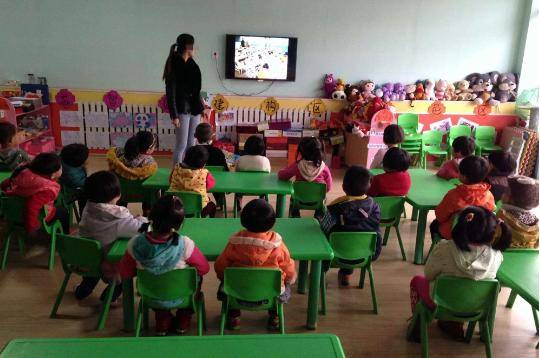 外来人口钱清上幼儿园_人多学位少 深圳幼儿园涉嫌无资质办学