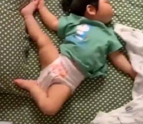 来源|老母亲仿佛打开了盲盒掀开孩子被窝的那一刹那