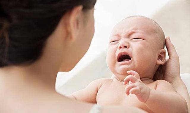 孩子|哄娃不着急宝宝出生后第2个月闹得最凶？读懂此时宝宝的哭声