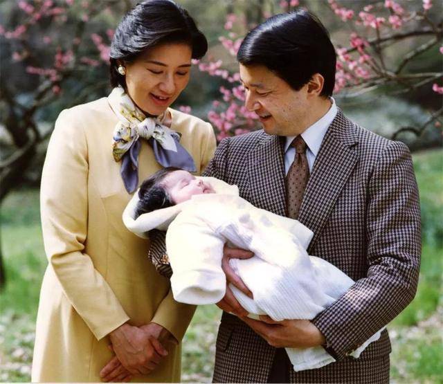 外交|雅子皇后重现女外交官风采,纪子妃就算心有不甘也没辙
