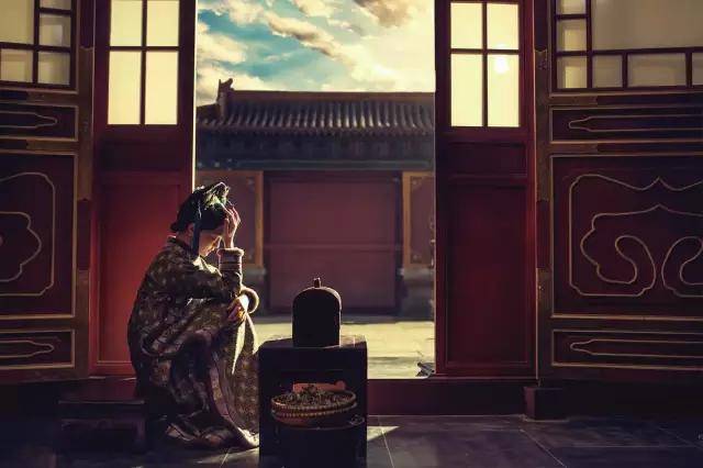 紫禁城|这个高枝是半个娱乐圈女星都想攀上的…