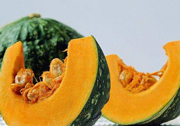 怎样做南瓜包子馅好吃 1a7906a01e1a45b08ff614acb128a413.jpeg