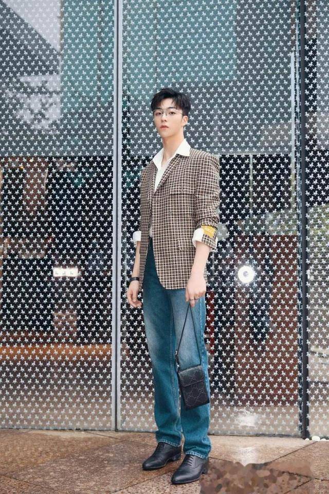 小时候|原创陈立农哽咽谈过早成熟，回忆自己小时候，真的很暖心啊