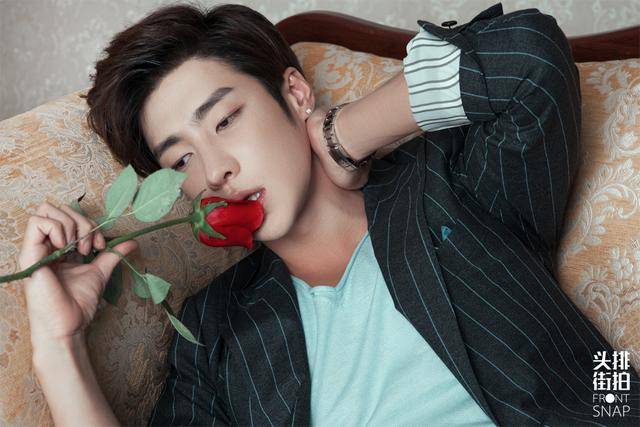 征服|原创天生整容失败脸，他却用演技征服的观众，他的角色很有味道