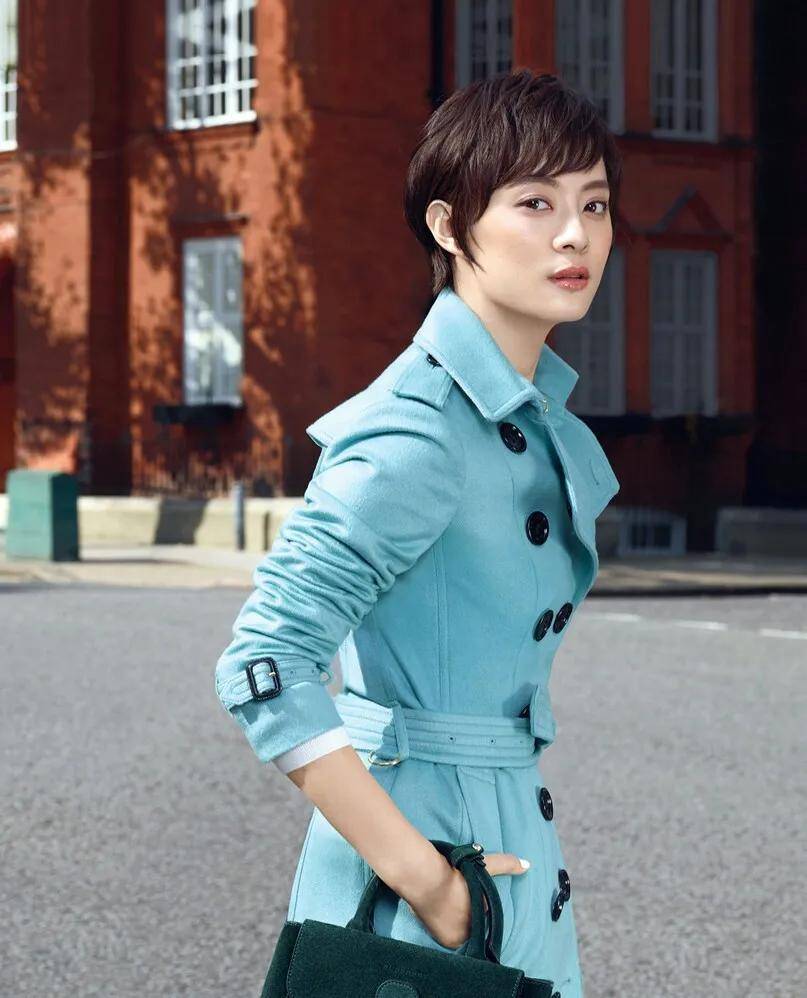 美少女|吊打鞠婧祎的真·四千年美少女，这方脸却甜到极致的美貌是开挂了吧！