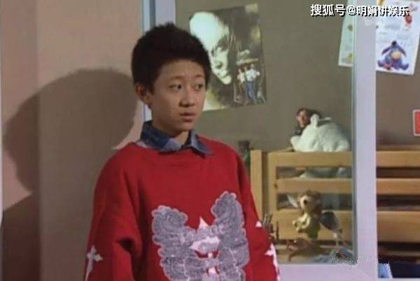 杨紫长大了, 关晓彤长大了, 张一山长大了,她却永远“长不大”