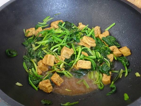 炒什么菜需要焯水 27b64b08123b494eb8a32cce3f039336.jpeg