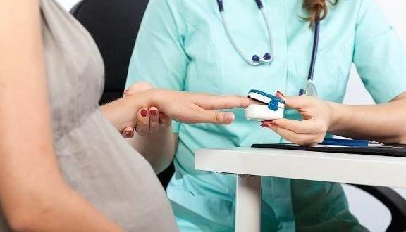 体重|体重增长多少合适？孕妇要控制好，别超重怀孕5个月