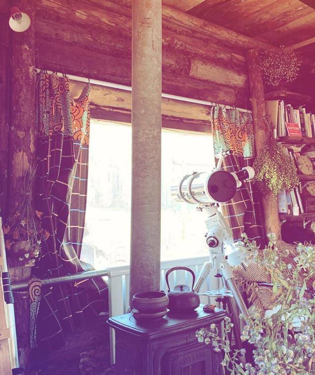 男友|原创王文也携男友旅行，首晒同框依偎照秀恩爱，男方长相白净颜值超高