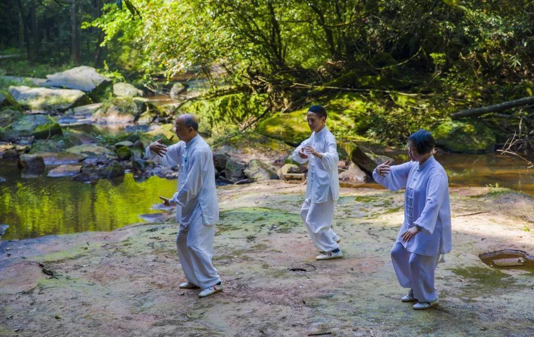 陕西旅游|沿着北宋范宽《溪山行旅图》的绝美景色 游五彩铜川 享养生福地