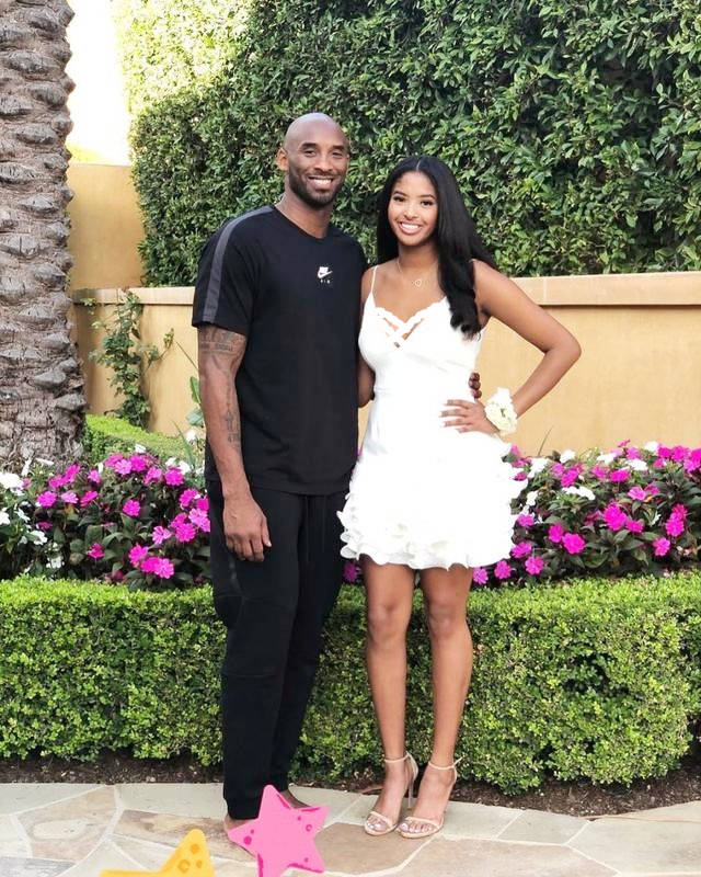 安妻很|原创科比大女儿越来越漂亮！与安东尼儿子跳舞，安妻很喜欢她连发评论