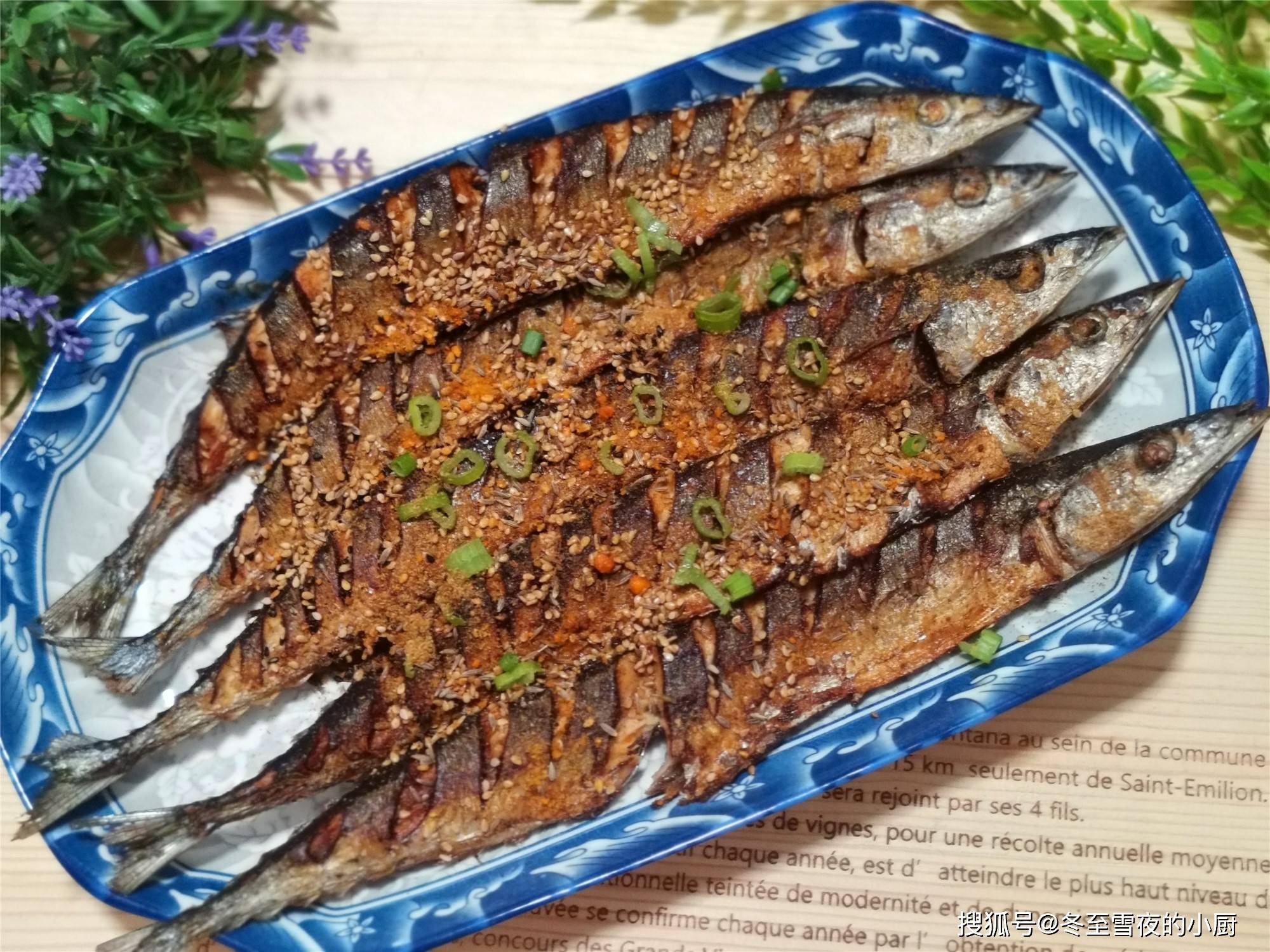 做法|教你这个简单做法，香酥味道，烧烤风味买来秋刀鱼怎样做好吃