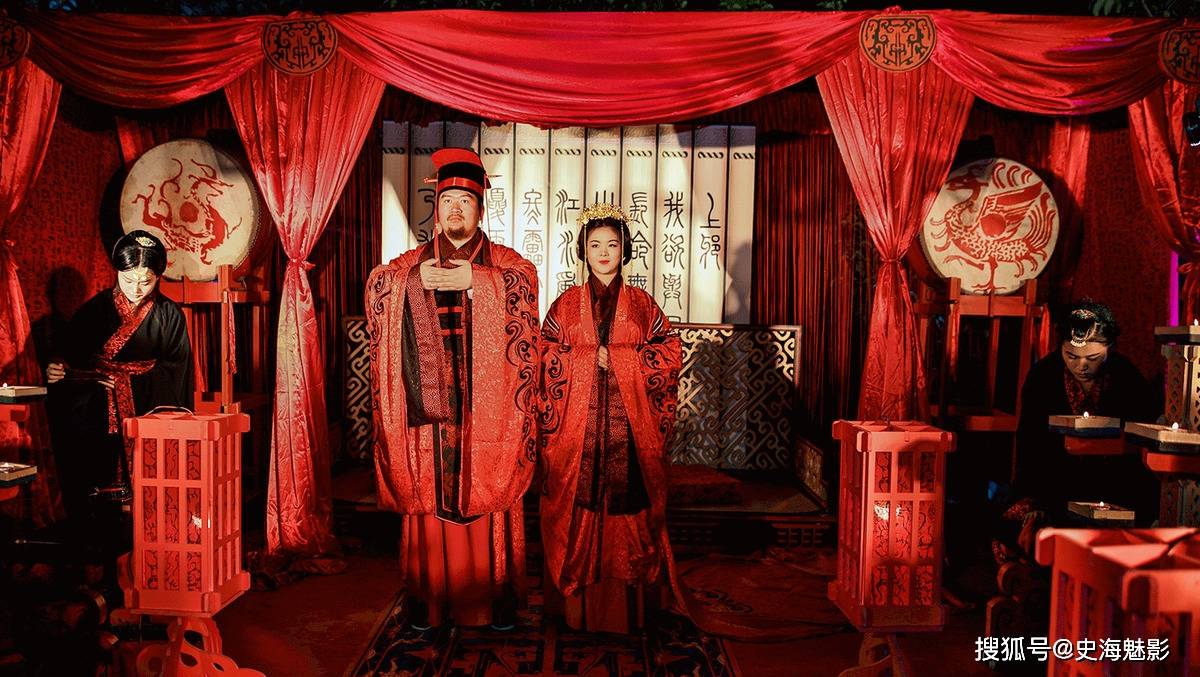 在古代,男女成婚讲究"明媒正娶",只有经过这些流程,才能成为男子的正