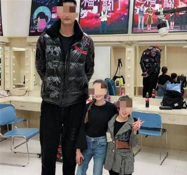 2020女孩长相排名_2020年“重庆小姐”冠军出炉!长相酷似混血儿!