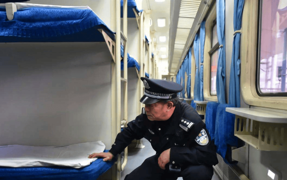 卧铺哪个安全一点 6811b4c66f4743d3934f04a718c552bd.png