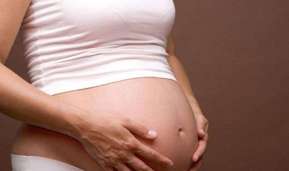 孩子|孕妇如果有这些“症状”，可能是肚中孩子“营养不良”了有孕期