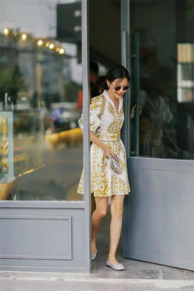 技巧|为什么你的衣服很多，却毫无时髦感？教你几个百搭技巧，真美