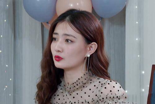 有一种整容叫徐璐化浓妆,与淡妆判若两人,网友:没认出来