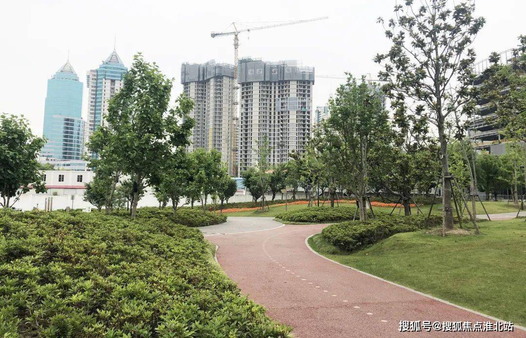 #上海浦东【浦发壹滨江】——项目简介、售楼处电话、售楼处地址、璀璨来袭!_商业