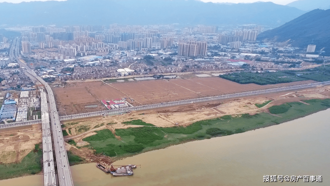 五星人口_五星红旗图片(3)