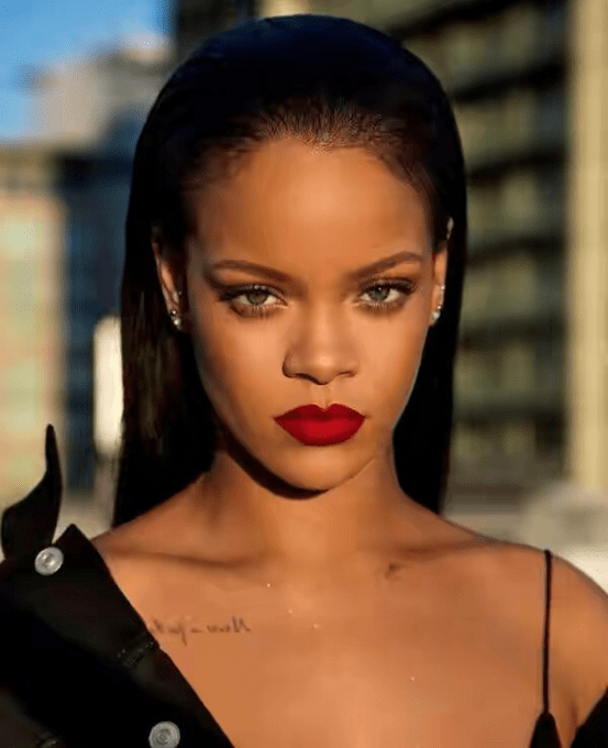 Savage|维秘没落，蕾哈娜的内衣品牌趁机崛起！能否成为第二个维秘？