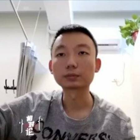出生被抱错男子说不希望生活充斥仇恨_姚策