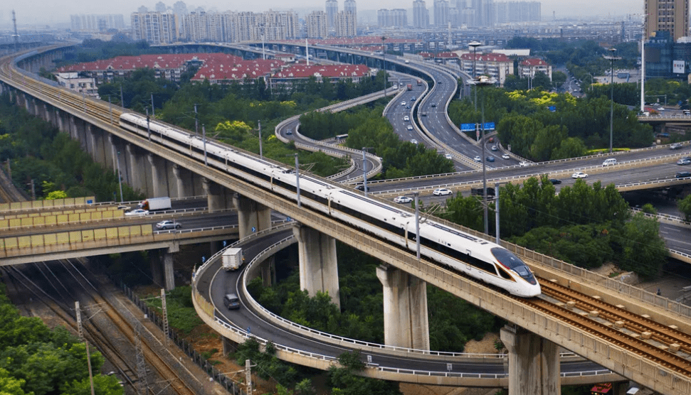 京沪高铁改变着中国改变着世界